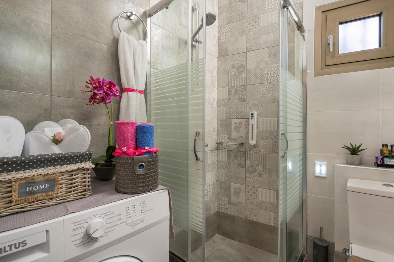 Floral Beach Apt With Lux Extras & Special Treats Kolymbari Exterior foto